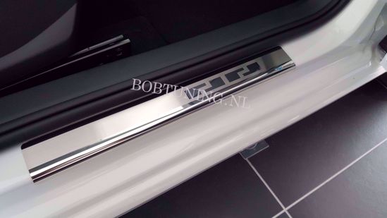 RVS instaplijsten met zwart sierdetail voor Mercedes Vito en V-Klasse W447