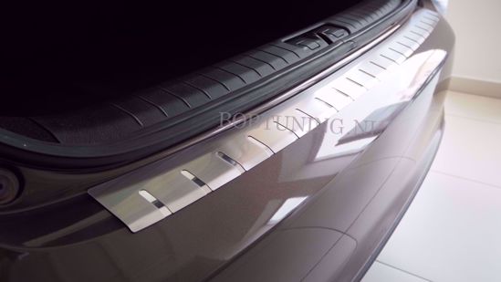 Afbeeldingen van Rvs bumperbescherming Volkswagen golf 7 (5 deur) 2012-2019