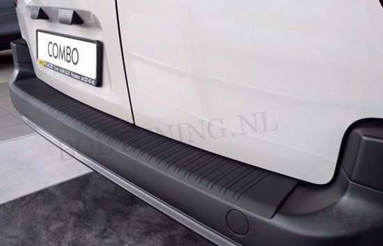Afbeeldingen van Kunststof bumperbescherming Opel Combo 2018-