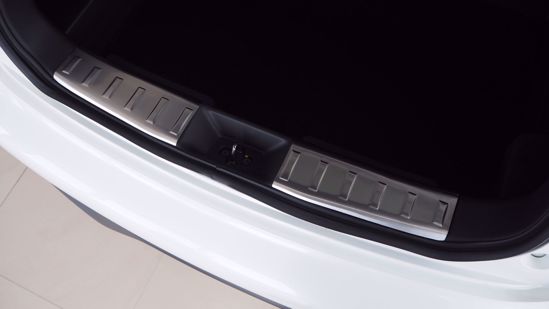 Afbeeldingen van Rvs binnen bumperbescherming Nissan Juke 2010-2019