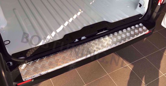 Aluminium traanplaat bumperbescherming Fiat Talento 2016-2021 gemonteerd op de achterbumper