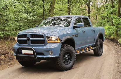 Picture of Side Steps Chaos Zwart Staal Dodge Ram 1500 | 2009-2018 (CREW CAB)