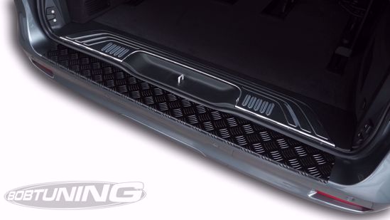 Afbeeldingen van Zwart aluminium traanplaat bumperbescherming Mercedes Vito W447 2014-2019 | 2020+