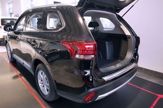 Afbeeldingen van Rvs bumperbescherming Mitsubishi Outlander 2015-2017 | 2017-